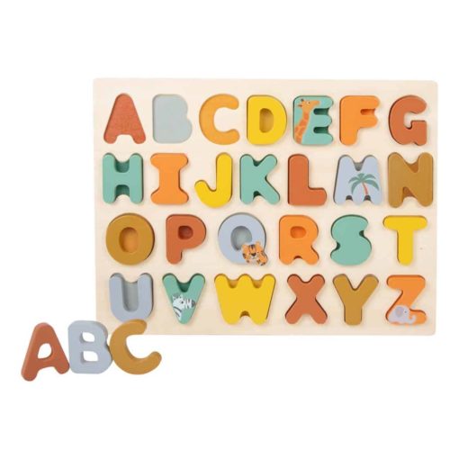 Puzzle cu literele alfabetului c