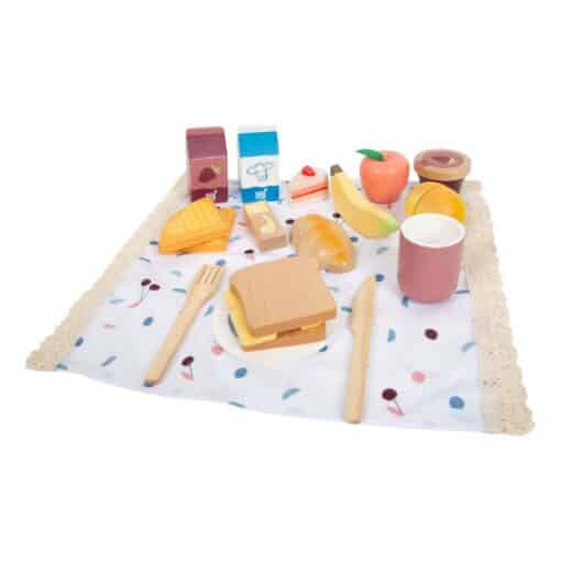 Cos pentru picnic in culori pastelate c